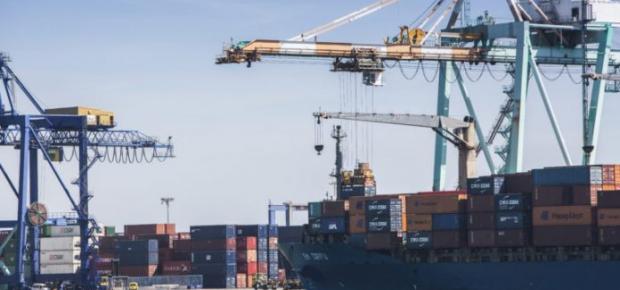 Port of Valencia proceeds with new container terminal project