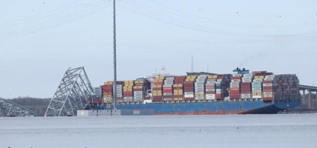 Baltimore Bridge Collapses After Containership Collision